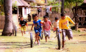 pentingnya bersosialisasi untuk anak