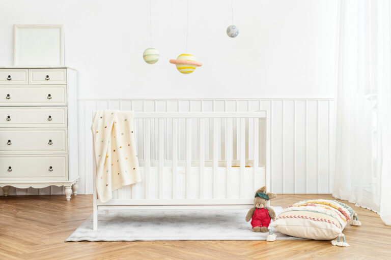 baby crib